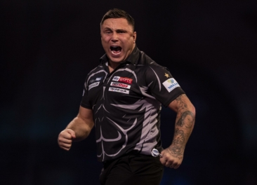 Darts Premier League: Price mit zwei 9-Darter und dem Sieg